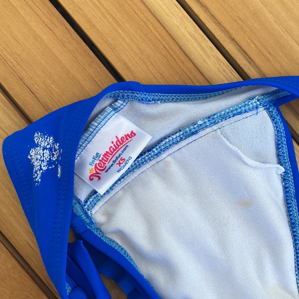 Fin Fun Blue Ruffle Bikini Top - Picture 4 of 4